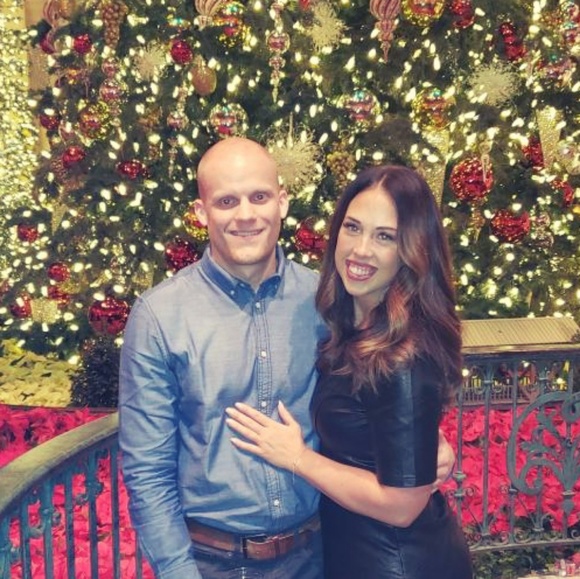 Meet your Posher, Laura - Picture 3 of 4